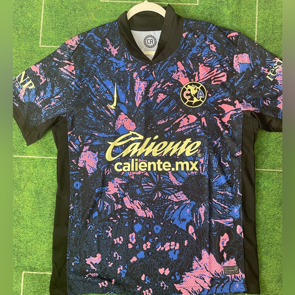 🇲🇽 Club America Tri Campeon third kitt jersey